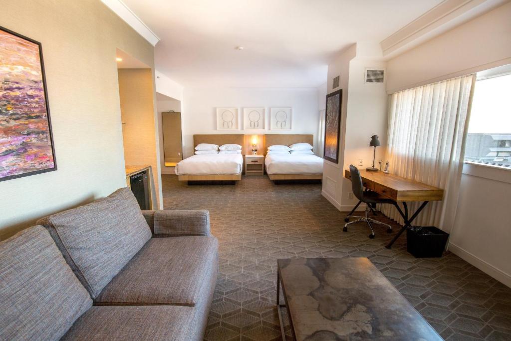 Executive Suite with VIP-style lounge ambience